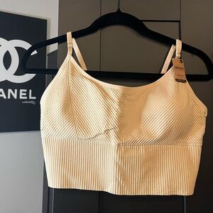 Tan sports bra🤎